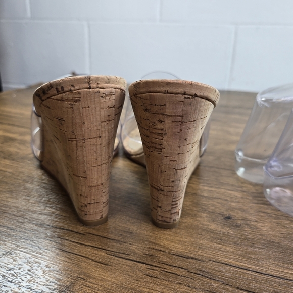 Stuart Weitzman Clear Vinyl Cork Wedge Heels Sandals - Picture 6 of 12